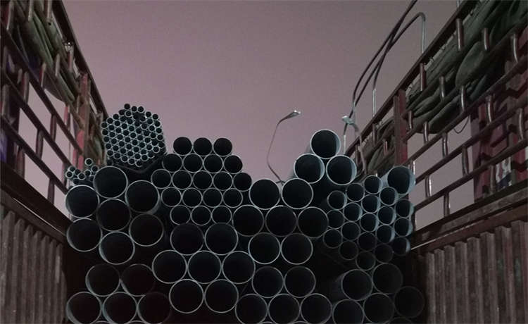 鋼鐵世界2300mm螺旋鋼管，426-6mm螺旋焊管，螺旋管2700，鋼材場供水鋼管廠家