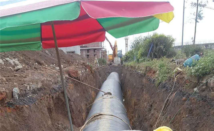 梧州820mm螺旋焊管出貨，530-10mm螺旋鋼管，2324mm螺旋鋼管，實(shí)力雄厚的鋼管廠家