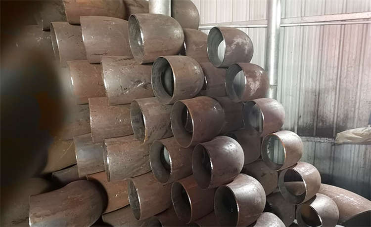 DN2200螺旋鋼管，賀州鋼材場(chǎng)直縫焊管，630-12mm螺旋管，1120螺旋焊管廠家