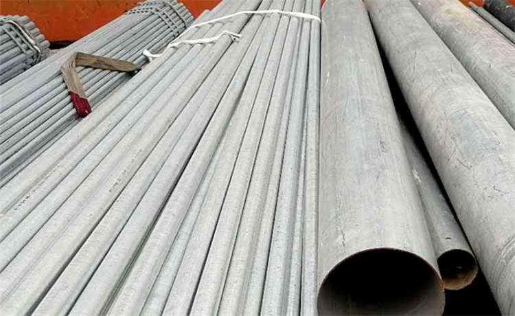 820-12螺旋鋼管，桂林dn2400mm螺旋管，914mm螺旋管，10mm螺旋鋼管價(jià)格