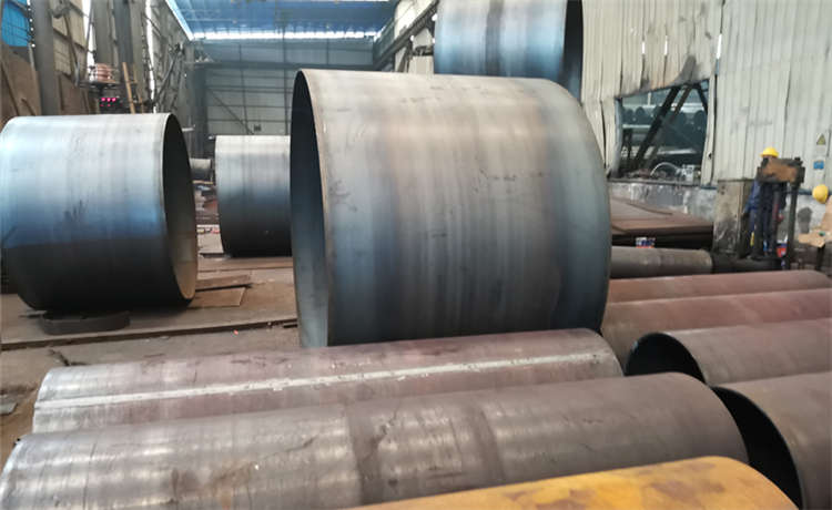 鋼材場給水防腐螺旋管，螺旋鋼管廠家，1950螺旋焊管，D630mm螺旋管