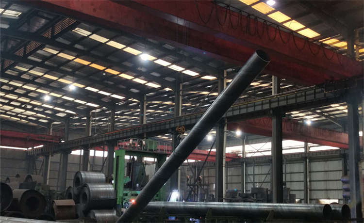 DN1300mm螺旋焊管，賀州800mm鋼立柱，dn1300螺旋焊管，內(nèi)外防腐螺旋管生產(chǎn)廠家